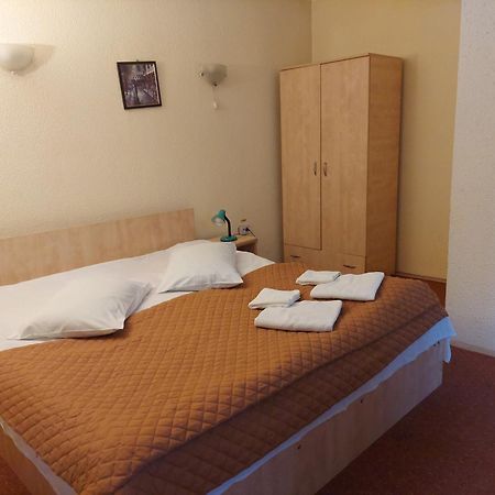 Pensiune Casa Barcaru Azuga Exteriör bild