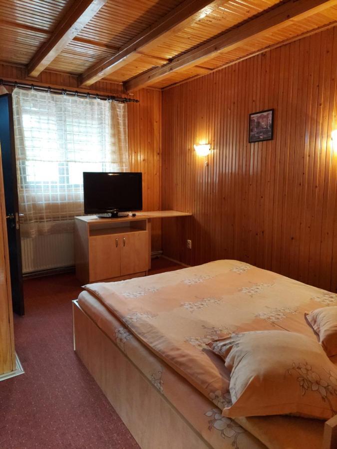 Pensiune Casa Barcaru Azuga Exteriör bild
