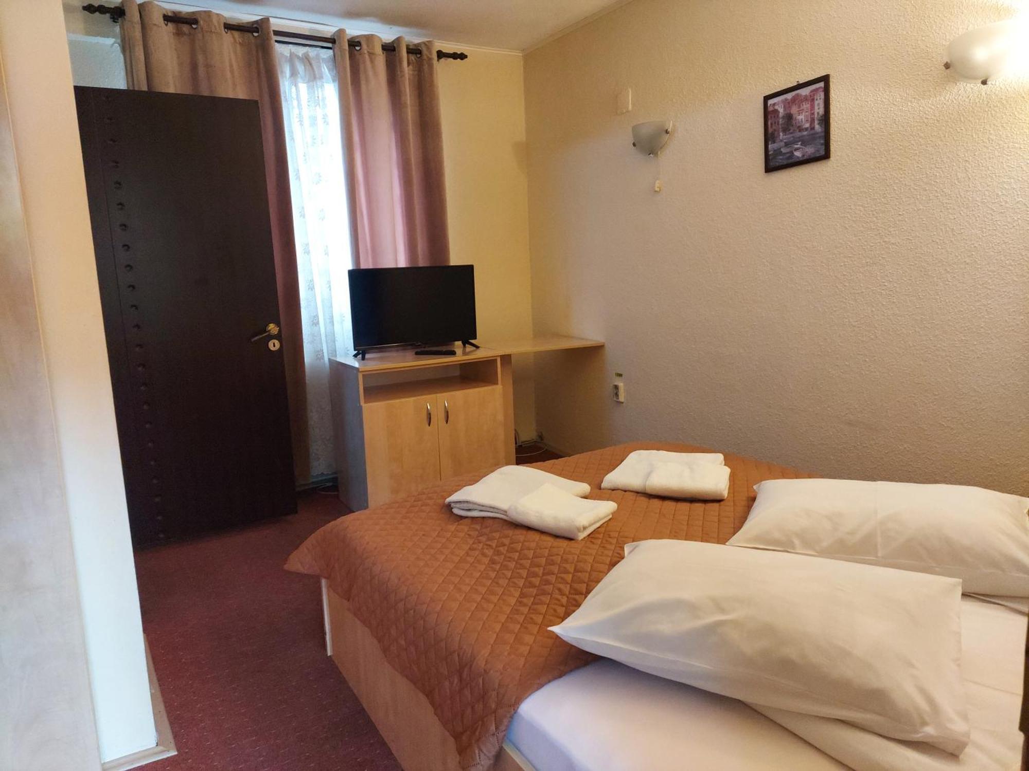 Pensiune Casa Barcaru Azuga Exteriör bild